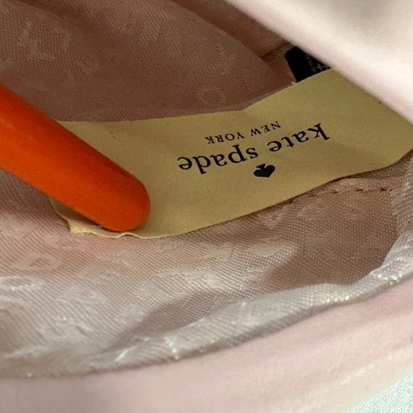 Kate Spade Take The Cake Cupcake Posie Wristlet Pink Crystal Sprinkles | Kitsch - Picture 6 of 9